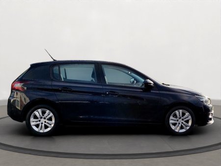 2018 Peugeot 308 1.6 HDi 100bhp Active €11,950 thumbnail