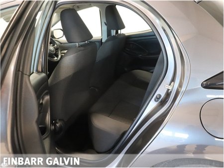 2021 Toyota Yaris 1.0 5Dr Luna €18,750 thumbnail