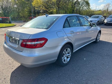 2011 Mercedes-Benz E Class - thumbnail 7