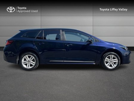 2023 Toyota Corolla - photo 3