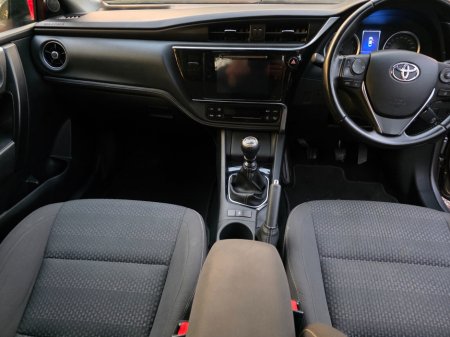 2018 Toyota Corolla 1.33 Luna Sport €15,950 thumbnail