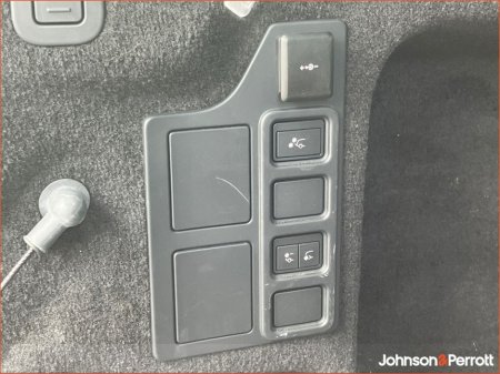 2024 Land Rover Discovery - thumbnail 21