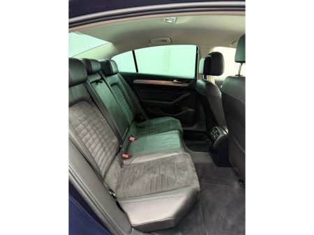 2015 Volkswagen Passat 2.0 TDI 150HP Highline BE 4M €8,950 thumbnail