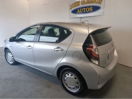 2020 Toyota Aqua - thumbnail 3