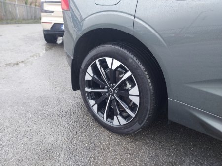 2025 Volvo XC60 MY26 T6 AWD PLUG-IN HYBRID €71,950 thumbnail