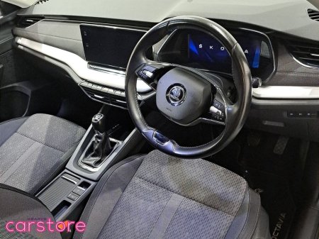 2021 Skoda Octavia - thumbnail 15