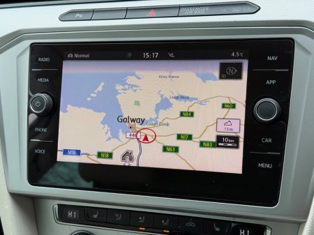 2018 Volkswagen Passat 2.0 TDI DSG 150HP Comfortline BE €16,950 thumbnail