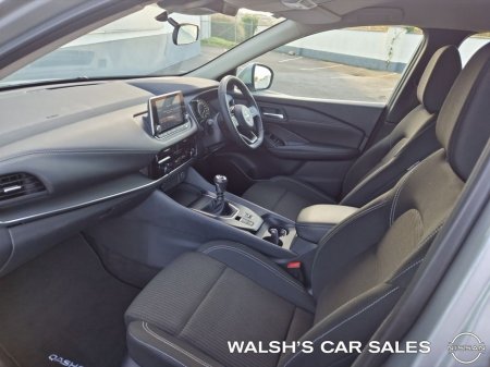 2024 Nissan Qashqai 1.3 HYB SV MY2.75 4DR €30,950 thumbnail