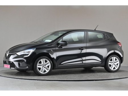 2022 Renault Clio - view 4