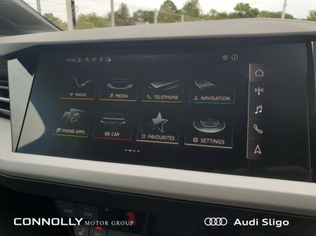 2025 Audi Q4 e-tron DEMO 45 Sport 286HP Auto - Larger Battery - Reversing Camera - Heated Seats - €49,450 thumbnail