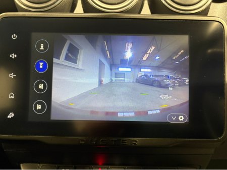 2022 Dacia Duster PRESTIGE 1.0 PETROL TCE 4X2 €16,795 thumbnail