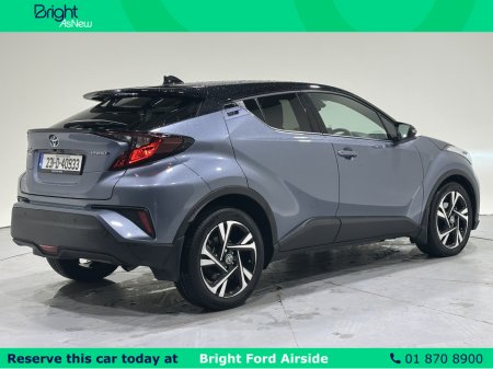 2023 Toyota C-HR HYBRID SPORT BI-TONE 4DR €31,950 thumbnail