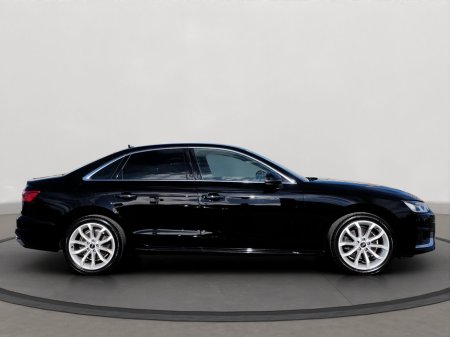 2023 Audi A4 - thumbnail 4