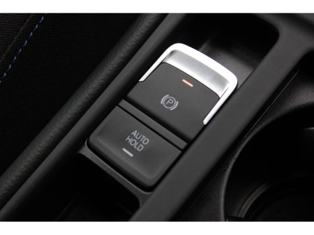 2016 Volkswagen Golf - thumbnail 17