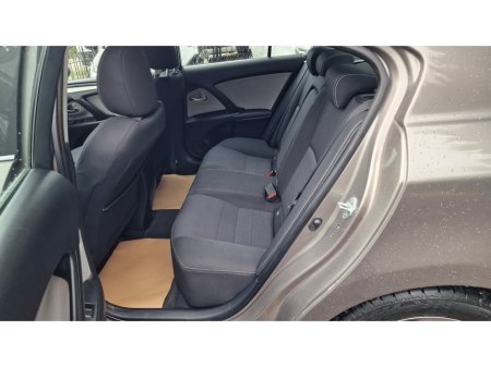 2016 Toyota Avensis - thumbnail 11