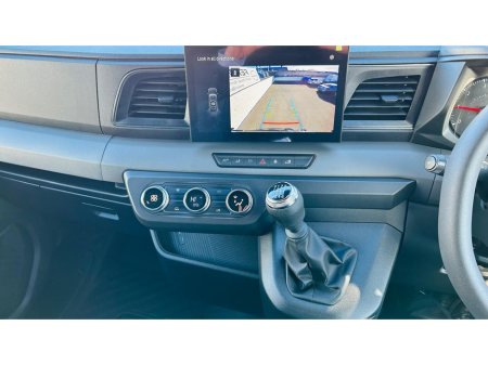 2026 Nissan Interstar Free Towbar & Ply-lining L3H2 150 bhp SV Premium €36,423