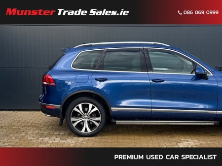 2017 Volkswagen Touareg 5 Seater Crewcab €333 Tax €28,950