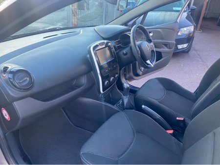 2016 Renault Clio IV DYNAMIQUE NAV 1.2 PETR 4DR €8,950 thumbnail