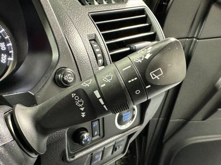 2021 Toyota Landcruiser Automatic 2.8 D4D LWB Commercial €38,500 thumbnail