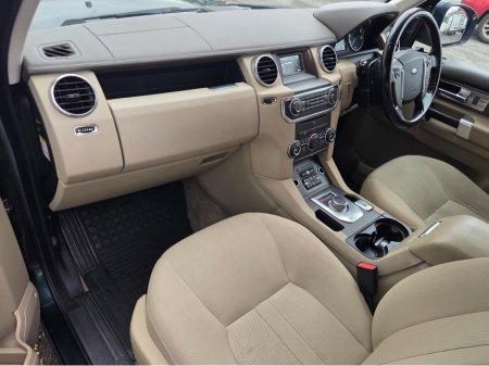 2014 Land Rover Discovery - thumbnail 3