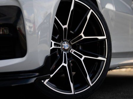 2021 BMW 3 Series - thumbnail 7