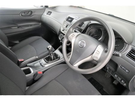 2018 Nissan Pulsar - thumbnail 13