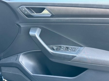 2018 Volkswagen T-Roc - thumbnail 13