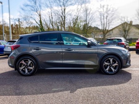 2024 Ford Focus - thumbnail 9