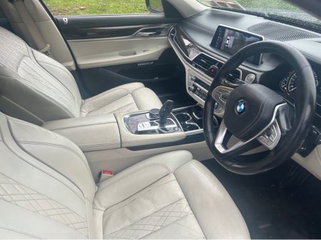 2016 BMW 7 Series 730D 4DR AUTO €17,900 thumbnail