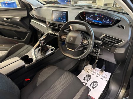 2020 Peugeot 3008 1.2 PureTech 130bhp Active €19,950 thumbnail