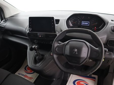 2023 Peugeot Partner - thumbnail 16