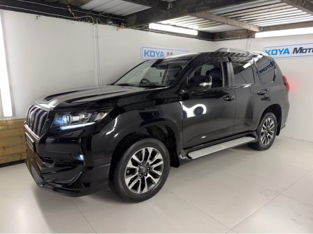 2022 Toyota Landcruiser 2.8 D-4D TZG BLACK EDITION AUTOMATIC 7 SEATER // MASSIVE SPEC FULLY LOADED // AIR SUSPENSION // PANORAMIC ROOF // HEATED/COOLED BLACK LEATHER // UPGRADED SPORT ALLOYS // STUNNING JEEP THROUGHOUT €84,950