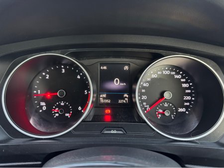 2020 Volkswagen Tiguan CL 2.0 TDI MANUAL 6SPEED FWD 150HP 5DR €22,950 thumbnail