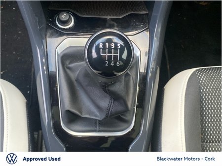 2019 Volkswagen T-Roc - thumbnail 23