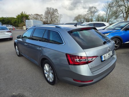 2019 Skoda Superb - thumbnail 6