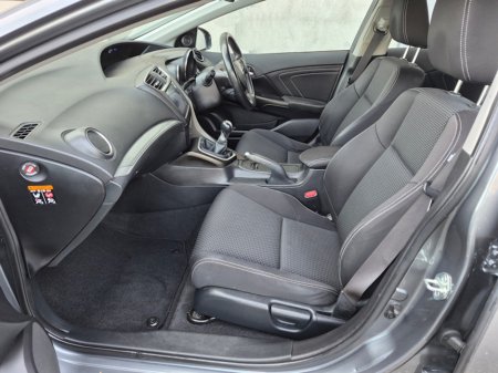 2016 Honda Civic - thumbnail 4