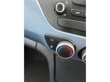 2019 Hyundai i10  €11,850 thumbnail