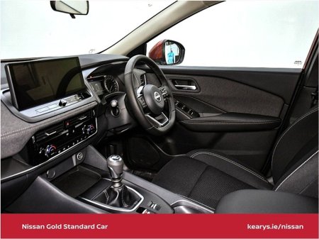 2026 Nissan Qashqai 1.3 PET MILD HYBRID SV thumbnail