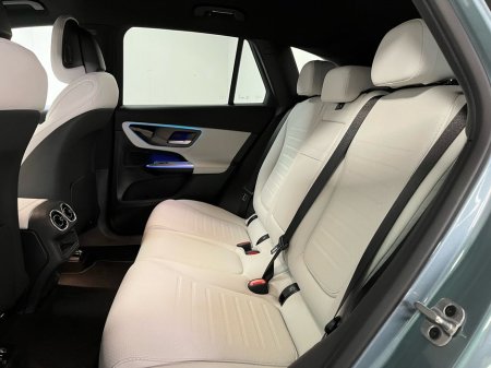 2026 Mercedes-Benz GLC Class 220d AMG 4Matic - 20 Inch Alloys - Side-Steps - Reversing Camera - Ambient Lighting - Sat Nav - Climate Control - Electric Heated Seats - Keyless Start - Apple CarPlay/Android Auto €87,323