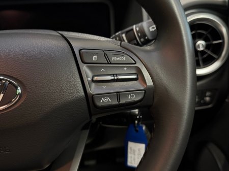 2023 Hyundai Kona 1.0 T-GDI Executive €24,995 thumbnail