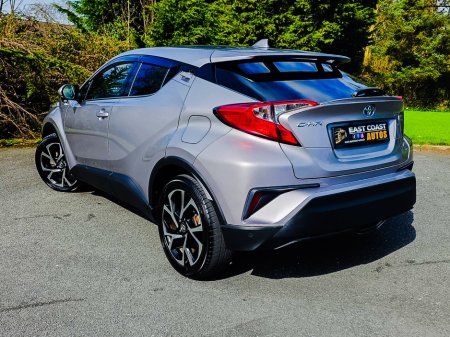 2020 Toyota Prius - thumbnail 17