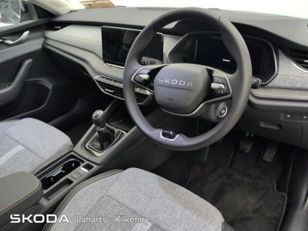 2026 Skoda Octavia COMBI SELECTION+ 2.0TDI 115HP €40,950 thumbnail