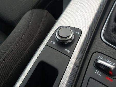 2017 Audi A4 SALOON SPORT 1.4 TFSI 150BHP MANUAL NCT 02/28 FINANCE AVAILABLE @ €67 PER WEEK PARKING SENSORS/ AUDI MMI/ BLUETOOTH/ SCROLL CONTROLS/ ALLOYS/ HISTORY CHECKED €14,950 thumbnail