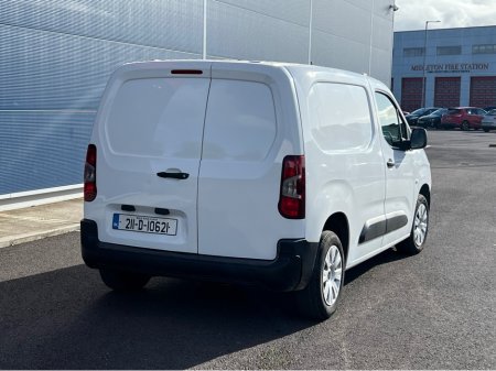 2021 Citroen Berlingo LX 1.5 BLUEHDI 75 S&S 650KG M €10,900 thumbnail