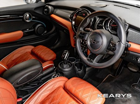 2023 MINI Hatch COOPER Cooper Exclusive 2 Auto - Stunning Car ! €29,890 thumbnail