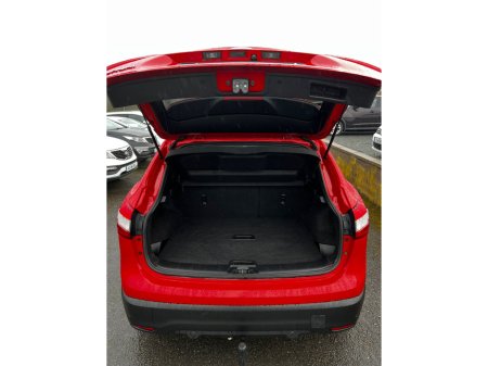 2017 Nissan Qashqai 1.5 DSL XE €13,950 thumbnail