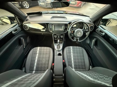 2018 Volkswagen Beetle - thumbnail 16