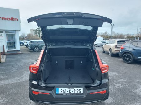 2024 Volvo XC40 - thumbnail 12