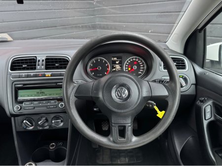 2011 Volkswagen Polo CL 1.2 MANUAL €5,895 thumbnail