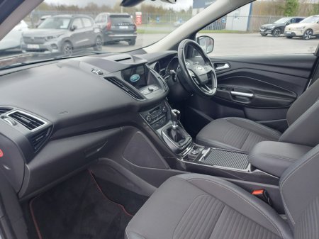 2017 Ford Kuga - thumbnail 16